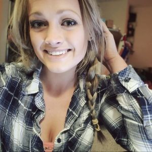 Meet your Posher, Alissa